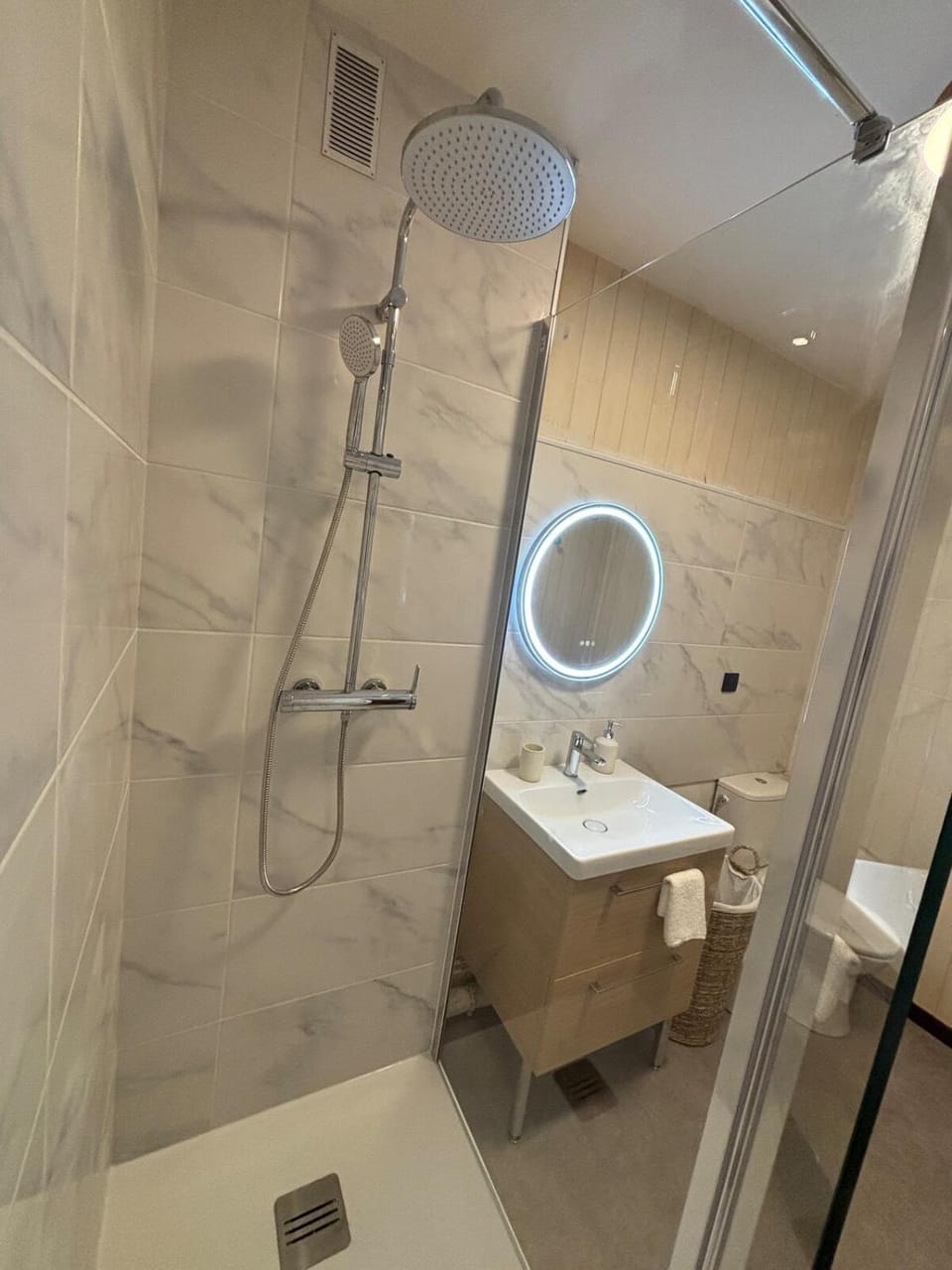Shower, Bathroom
