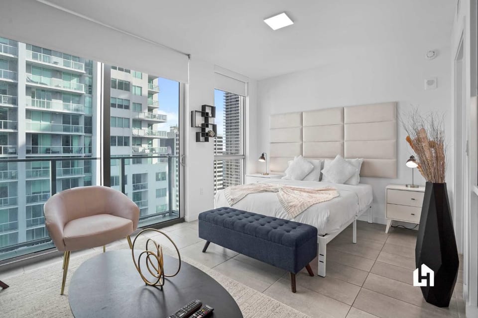 Bed, View (from property/room), Bedroom
