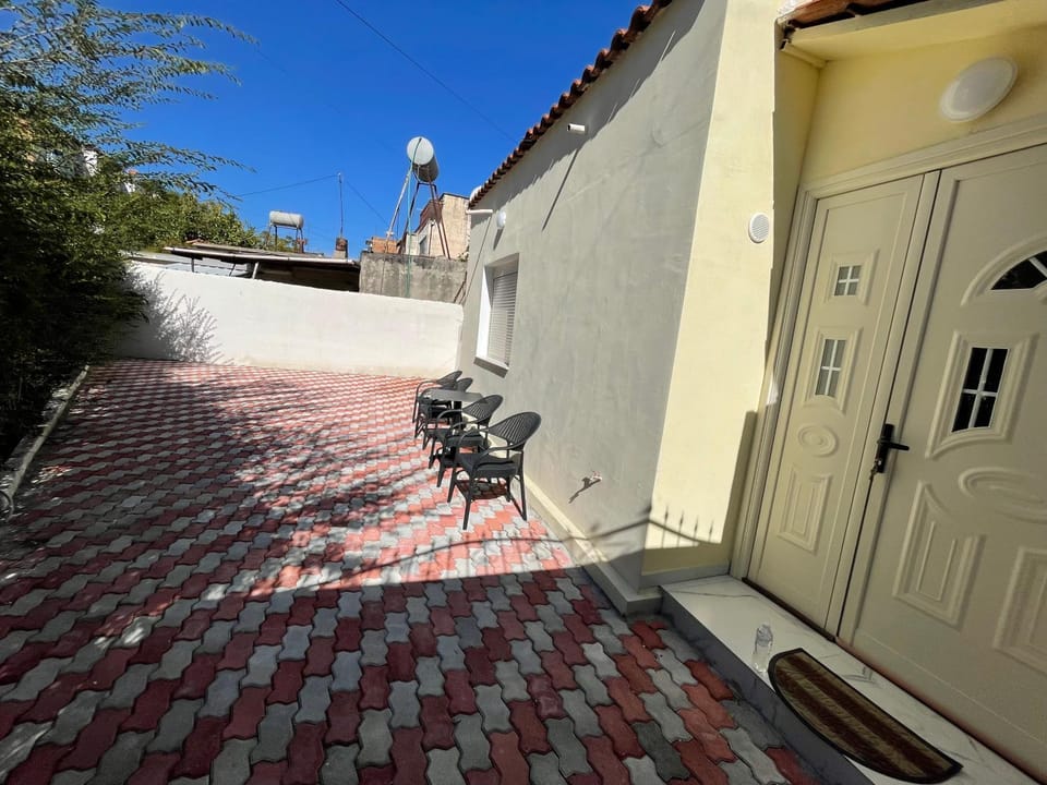 Property building, Patio, Day