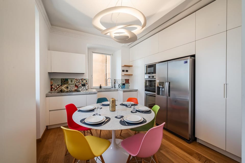 Camogli Vista Mare Centro - Spazioso Apt - Aria Condizionata WiFi Apartment in Camogli