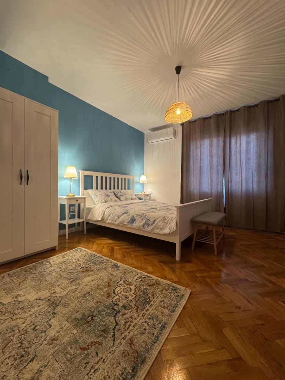 Bed, Photo of the whole room, Bedroom, wardrobe