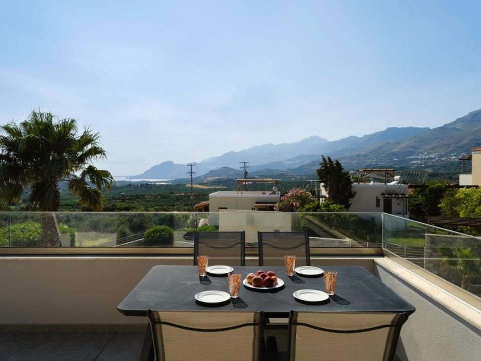 Day, Natural landscape, View (from property/room), Balcony/Terrace, Sea view