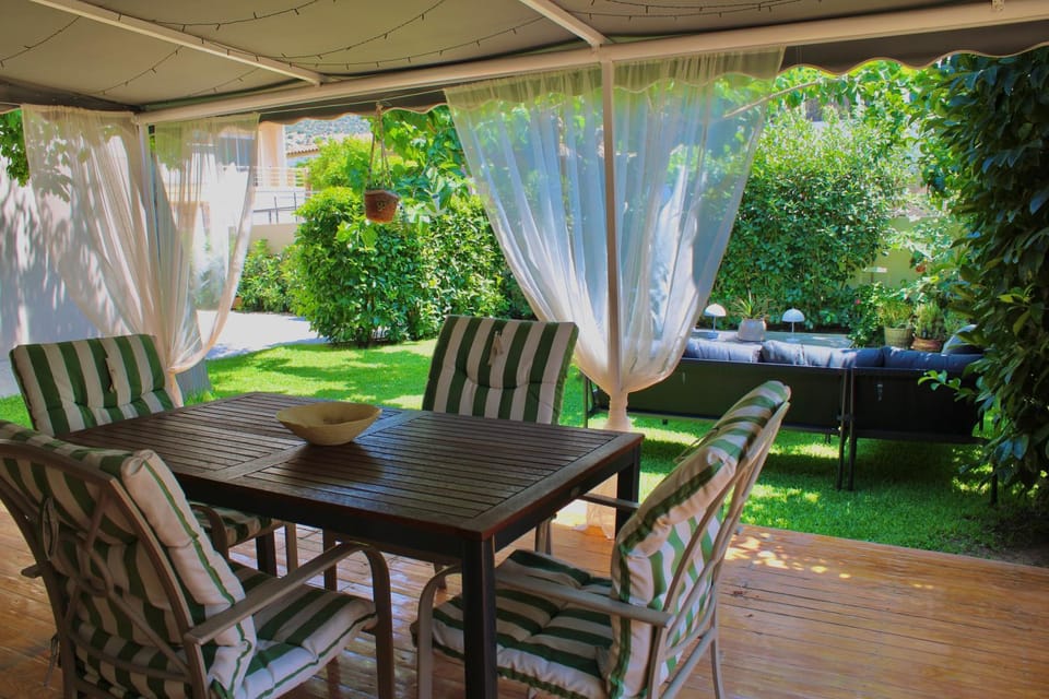 Home Irianna Apartment in Decentralized Administration of Attica