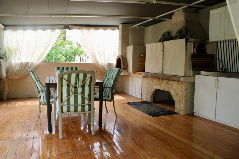 BBQ facilities, Garden