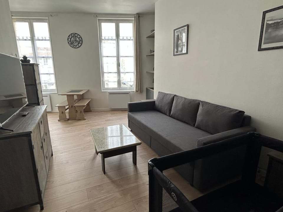 Chez Zélie Apartment in Nouvelle-Aquitaine