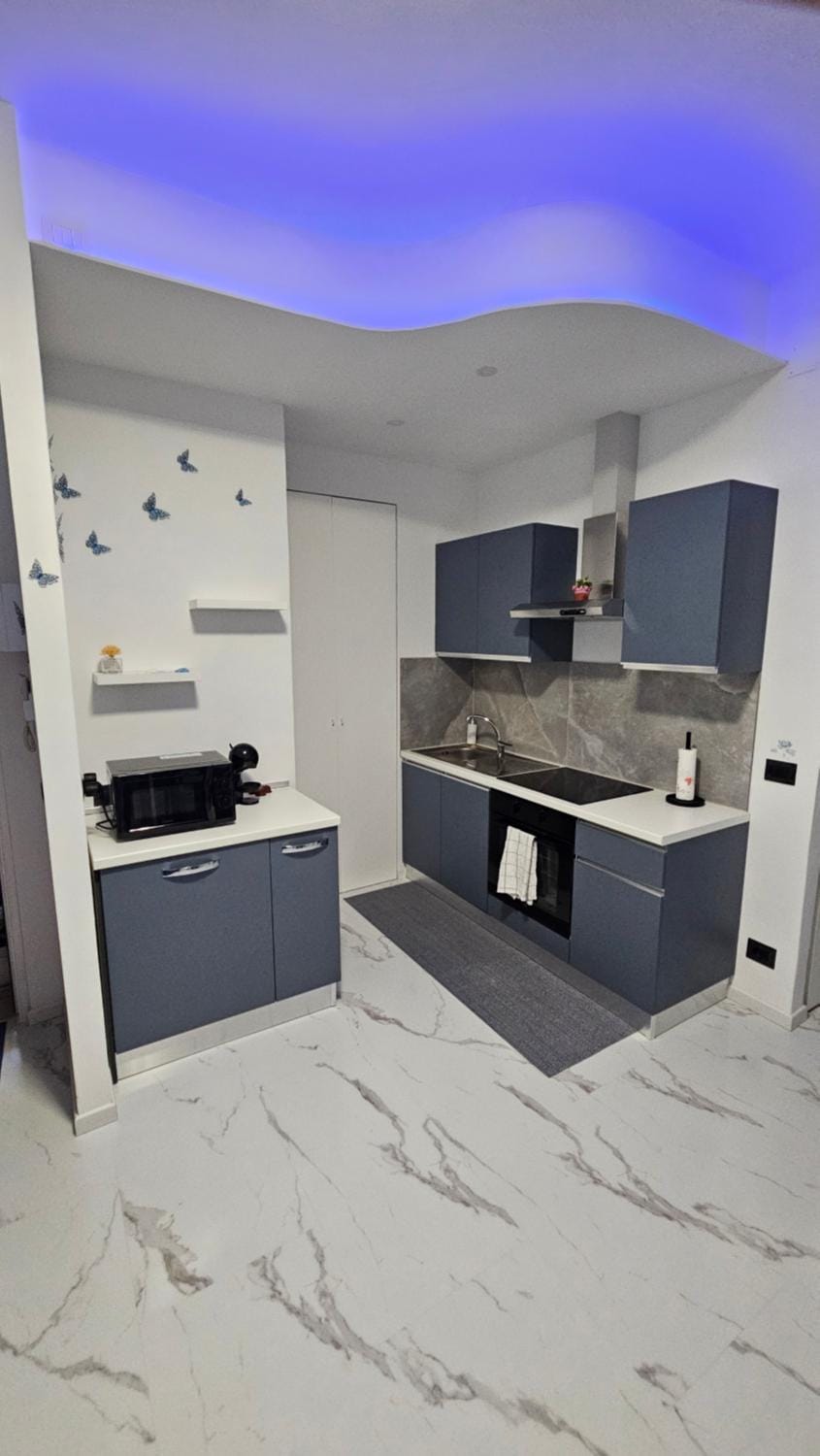 Violet Luni Home Apartment in Province of Massa and Carrara