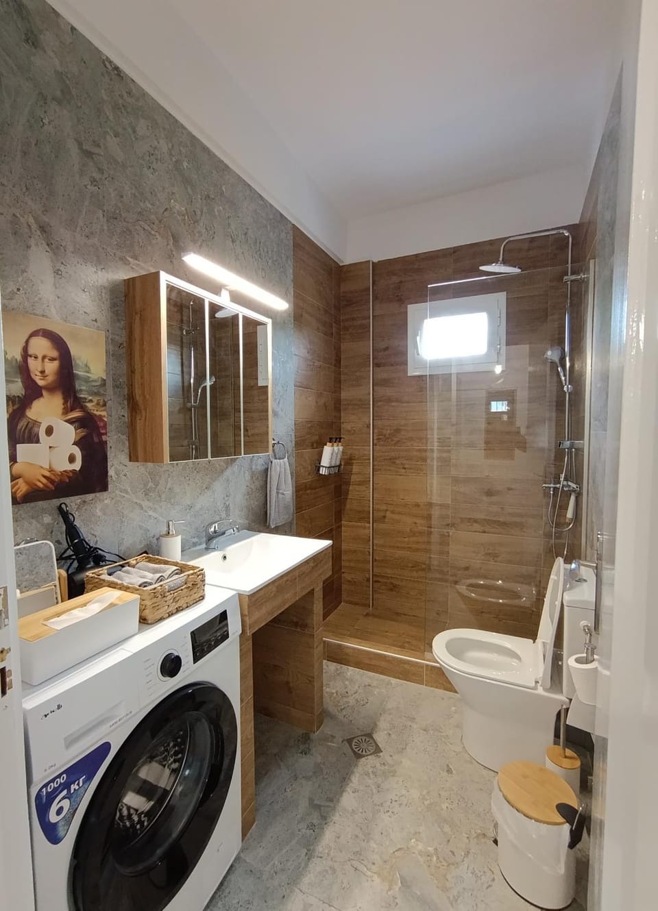 Shower, Toilet, Bathroom, washing machine