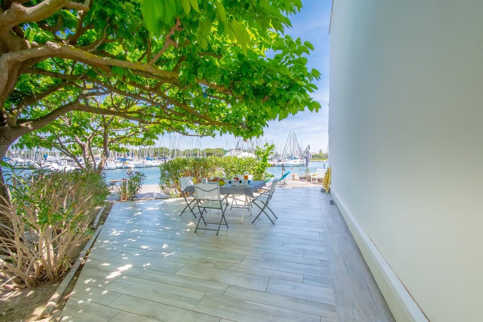 Patio, Natural landscape, View (from property/room), Dining area, Sea view