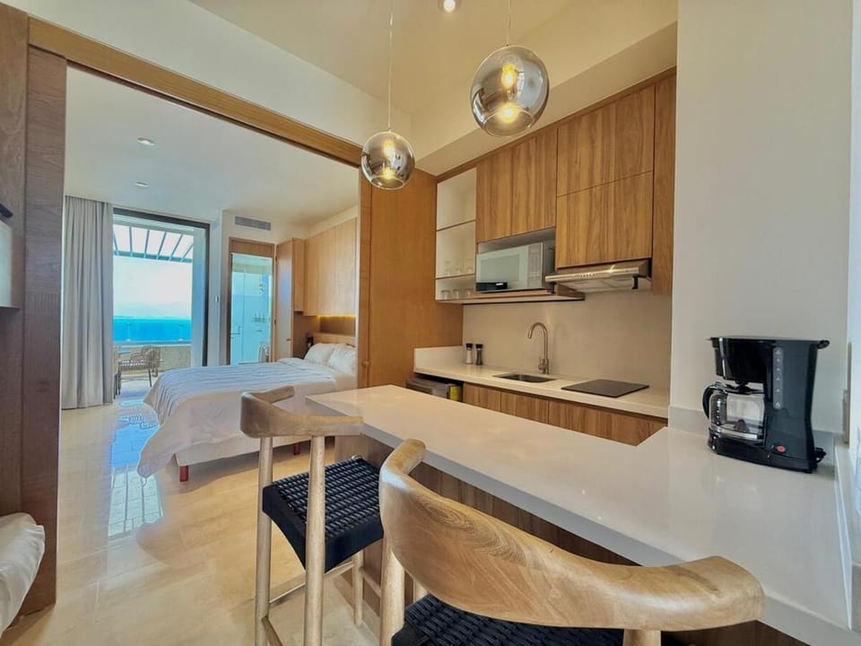 Zantamar, Penthouse 605B Apartment in La Cruz de Huanacaxtle