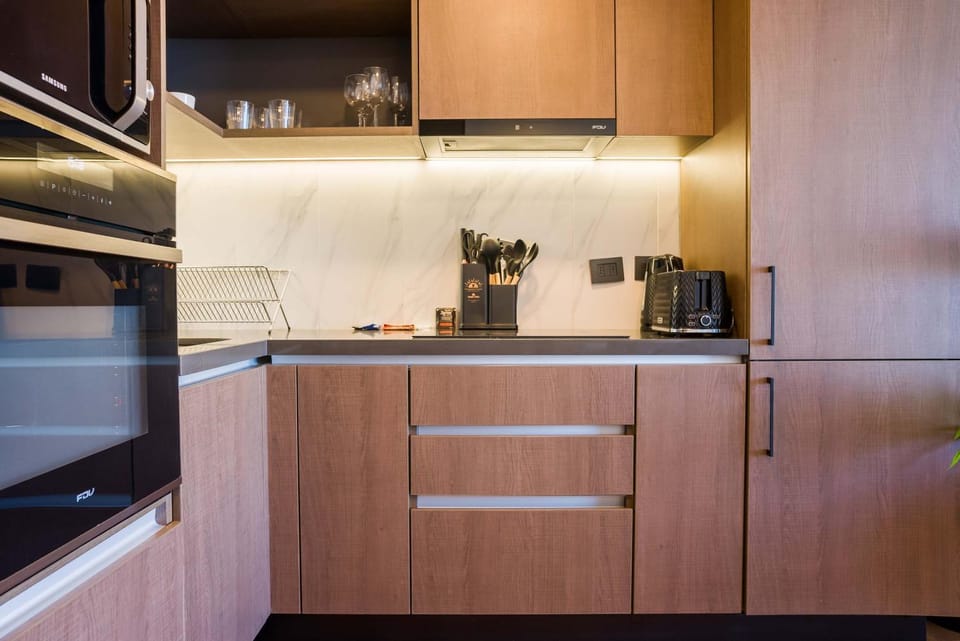 Stylish 2BR Retreat in Central Las Condes Oasis Apartment in Providencia