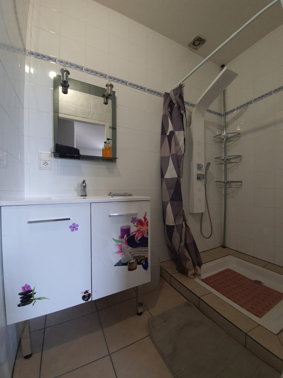 Shower, Bathroom