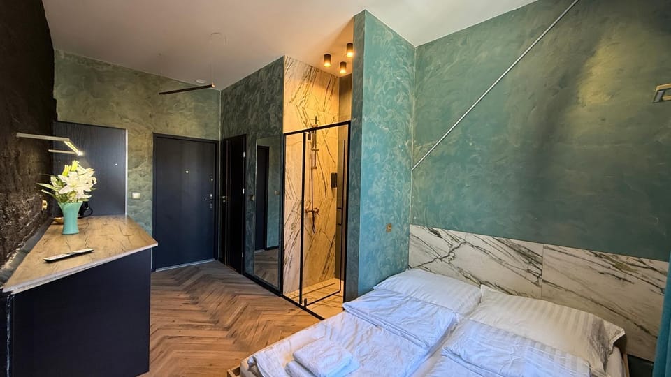 DarkHouse Green Apartment in Poland