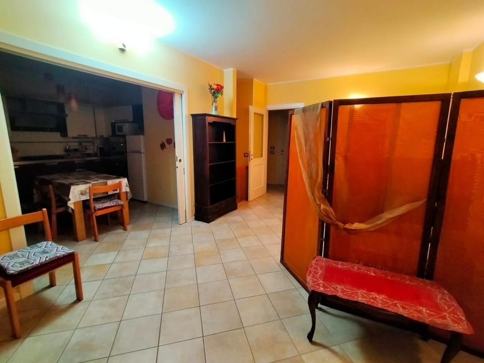 Appartamento 150 mt dal mare con giardino, 2 camere e aria condizionata BIANCOFIORE Apartment in Fano