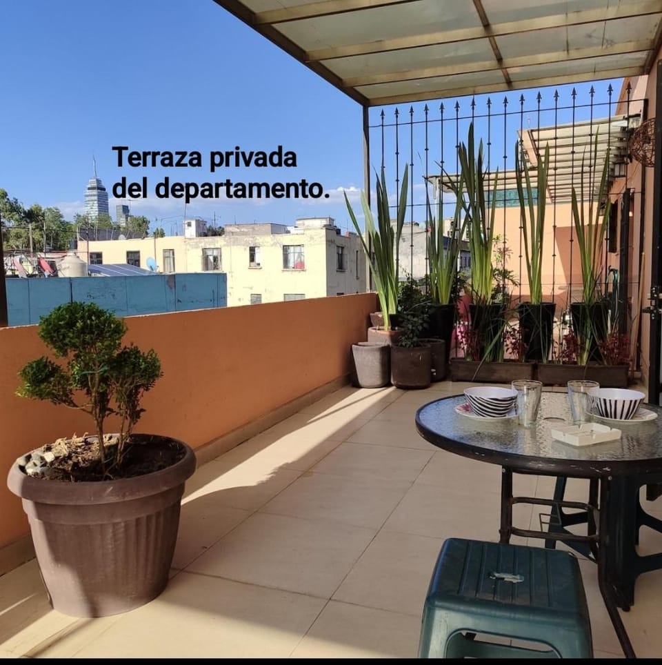 Downtown apartmen with private terrace Apartment in Mexico City