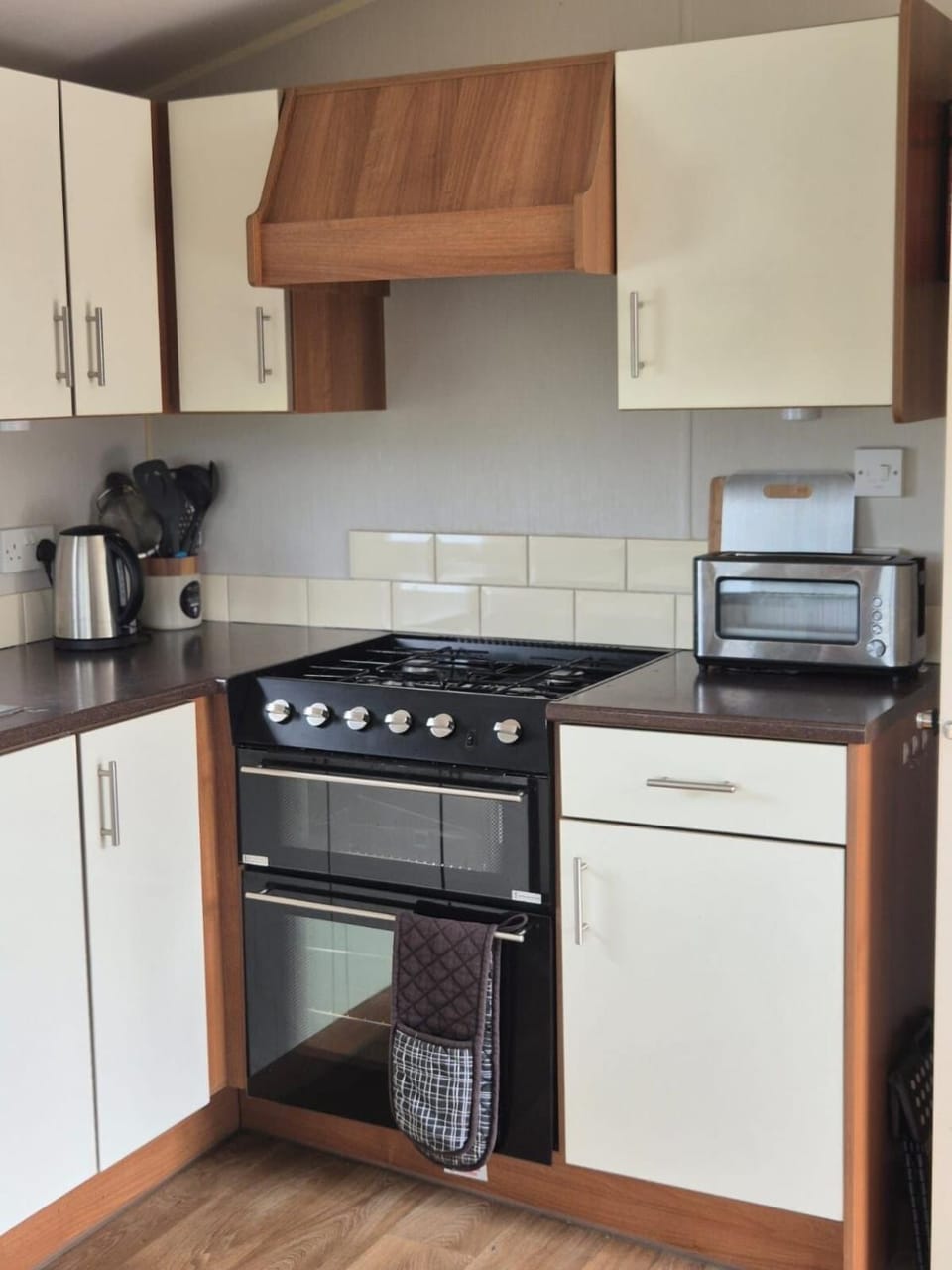 Whitstable 3 Bedroom Home House in City of Canterbury