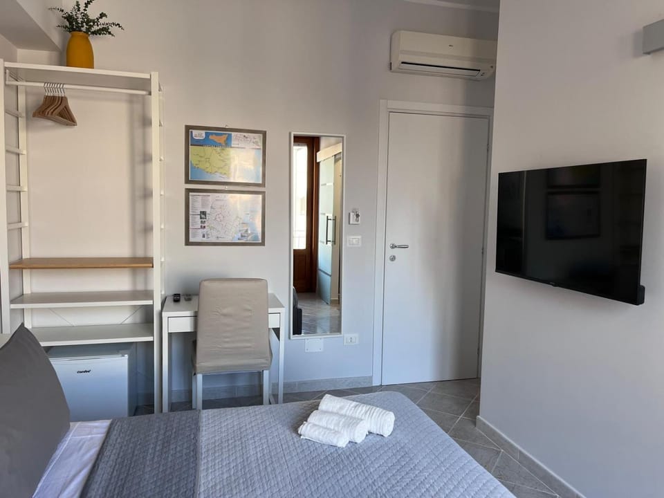 Colombo Rooms Bed and Breakfast in Avola