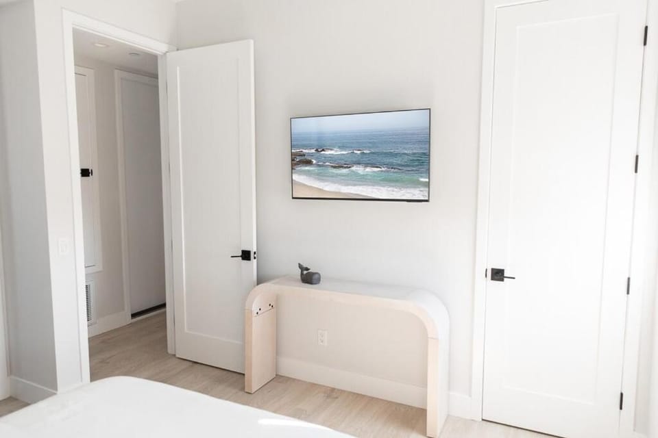 Best View Point In The City Rooftop 180 Ocean Views House in Huntington Beach
