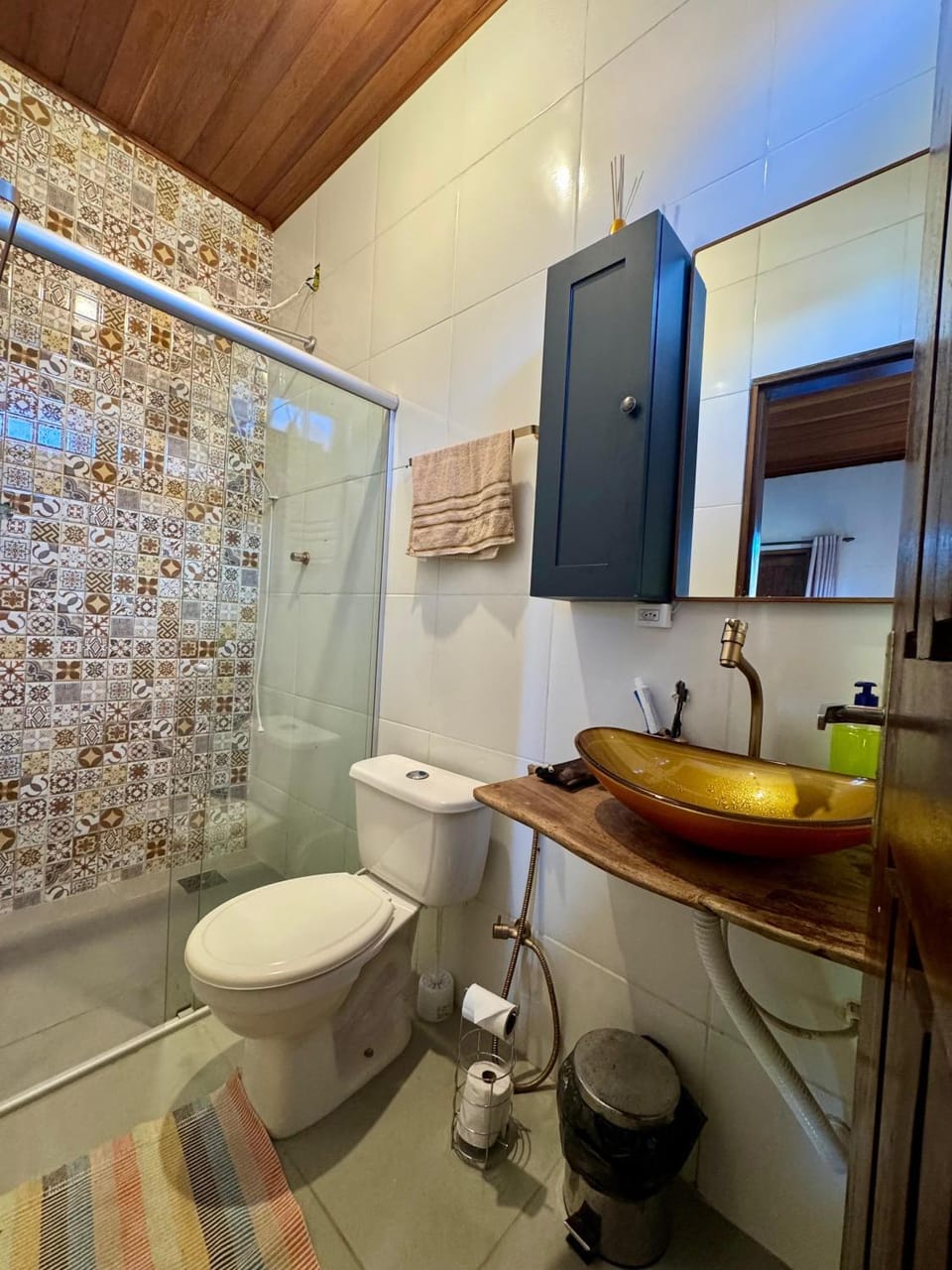 Shower, Toilet, Bathroom