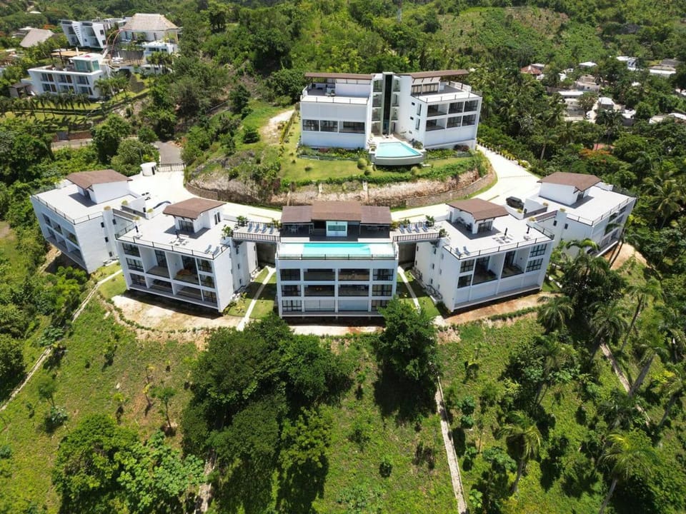 Property building, Natural landscape, Bird's eye view, Pool view, Swimming pool