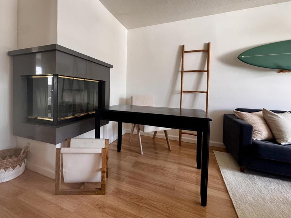 Santa Monica 2BR Condo Views and Prime Location House in Santa Monica