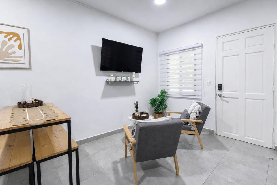 Forest apartments studio F1, walking to the beach Apartment in Jaco