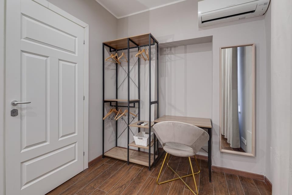 wardrobe, air conditioner