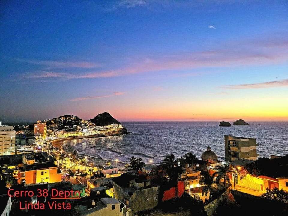 Departamento lujoso Cerro 38 Vista Hermosa Apartment in Mazatlan