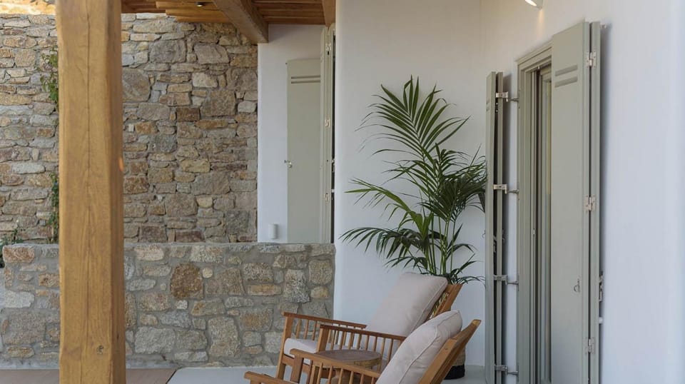 Myconian Villa Caulk Kalafati Villa in Mykonos, Mikonos 846 00, Greece