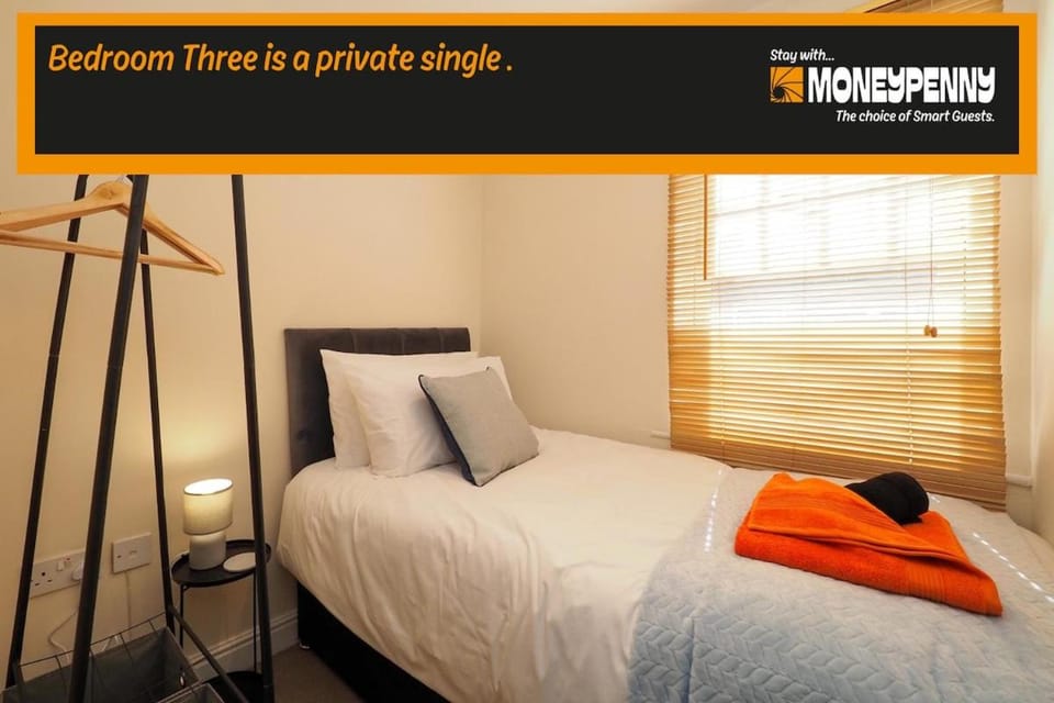 Spacious Comfy 4 Bed Home - Sleeps up to 7 & Pets Apartment in Derby
