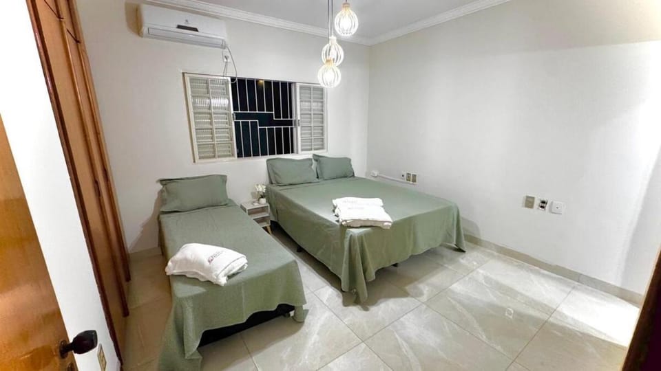 Casa de temporada - Pinheiro House in Uberlândia