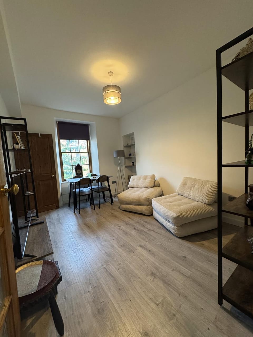 Communal lounge/ TV room, Bed, Living room, Bedroom, Dinner, Family