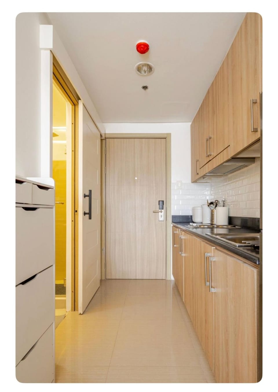 Kitchen or kitchenette