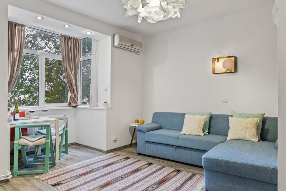 Unirii Modern Escape Apartment in Bucharest
