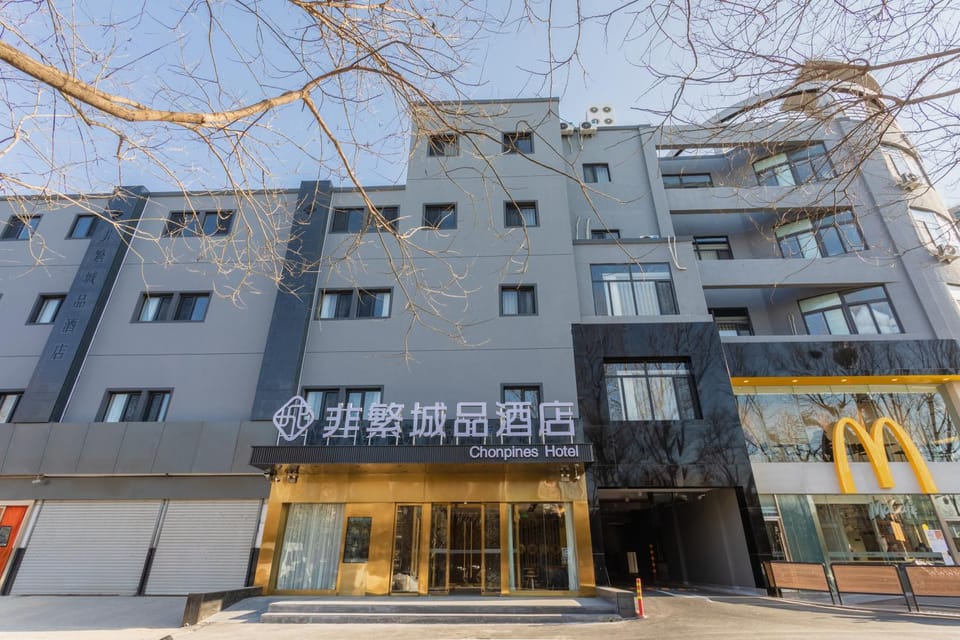 Property building, Day