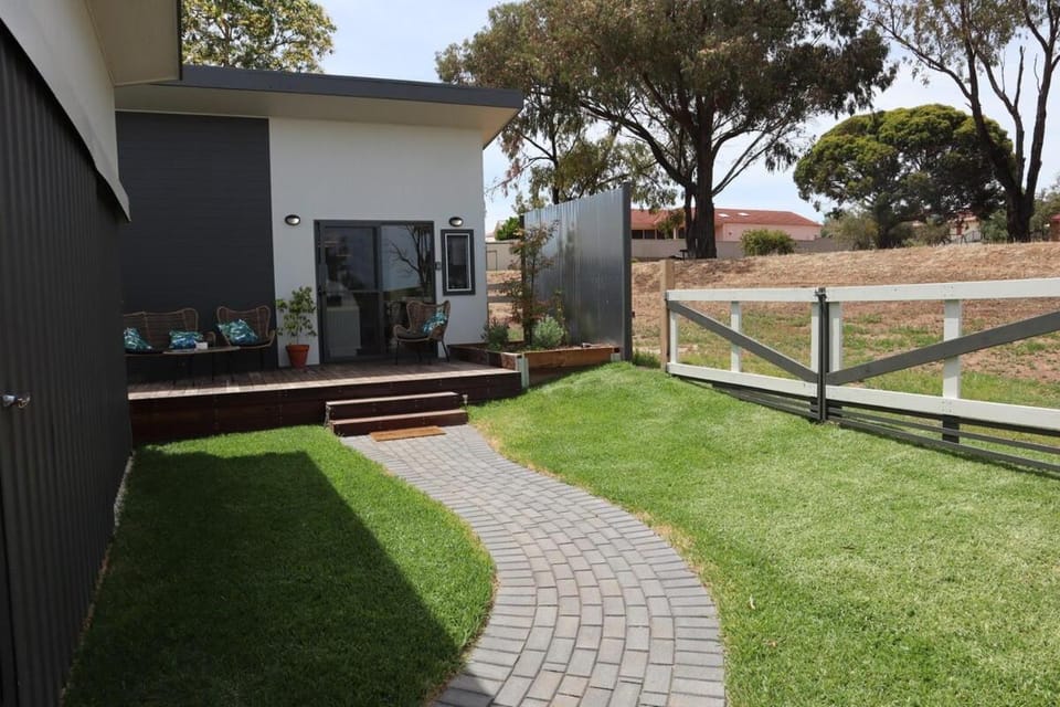 Sunny Vale House in McLaren Vale