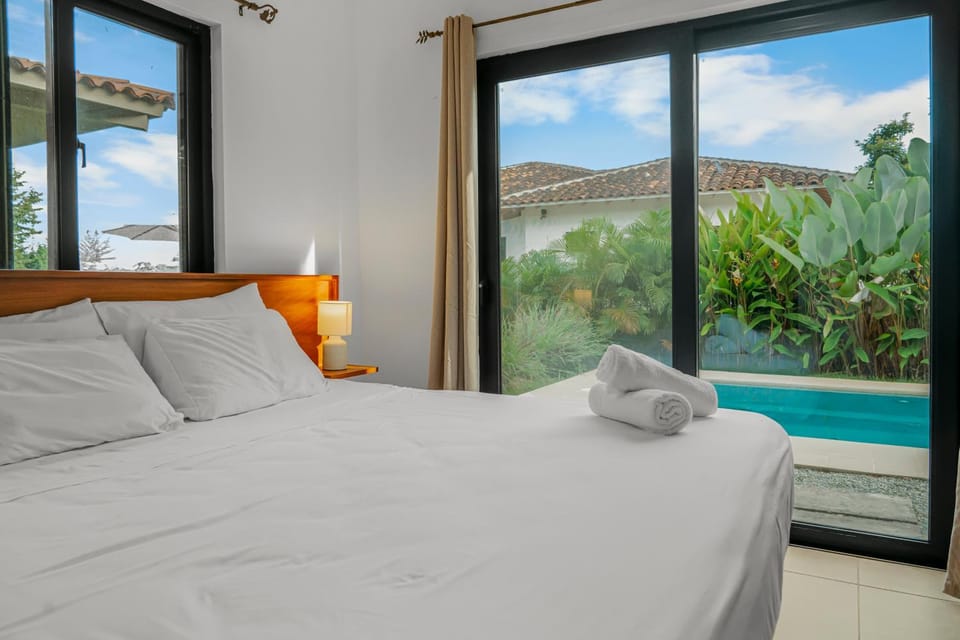 Bedroom, Pool view