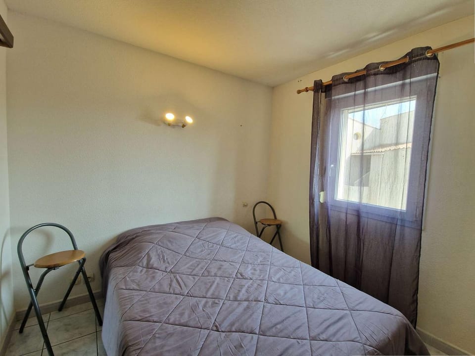 Appartement bord de mer avec terrasse, parking, animaux acceptés - FR-1-387-215 Apartment in Marseillan