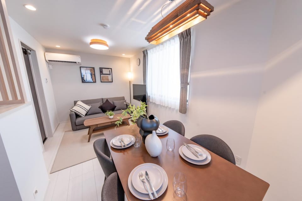 Living room, Dining area