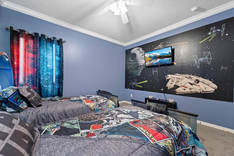 Bed, Photo of the whole room, Decorative detail, Bedroom