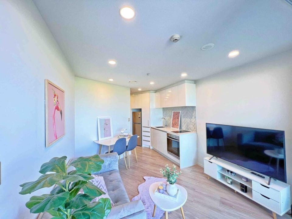 Ponsonby View Studio with Pool in City Centre Apartment in Auckland
