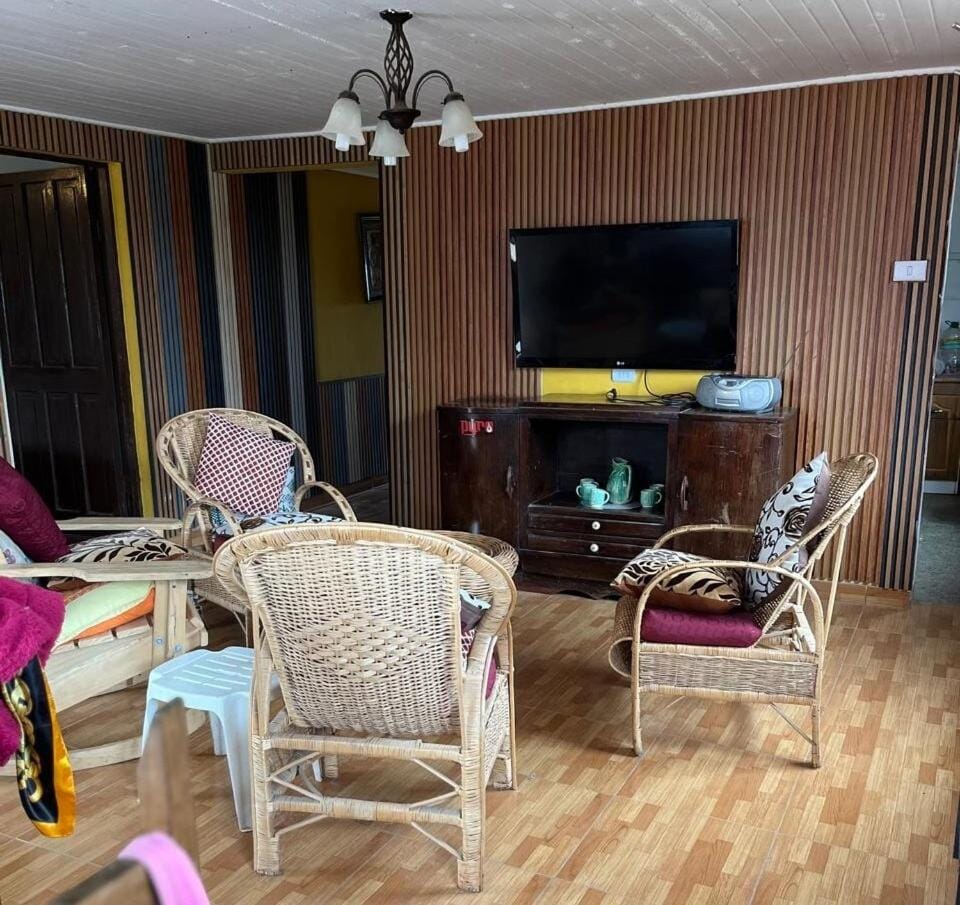 TV and multimedia, Living room, fireplace