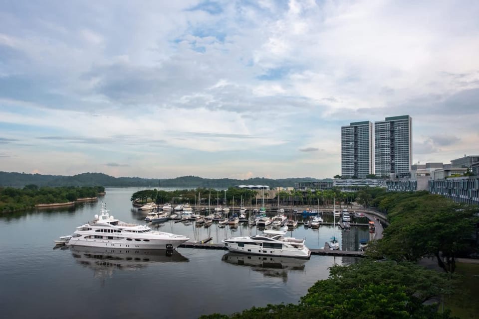 Spacious 3BR Somerset Suite in Puteri Harbour Apartment in Johor