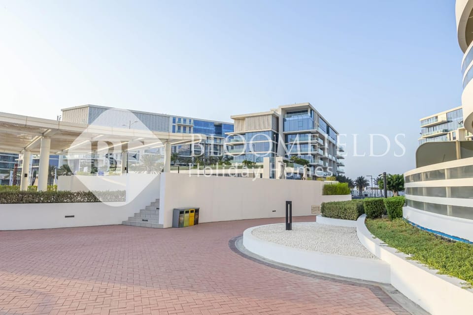 Bloomfields 1br Ajwan Tower- Saadiyat Island Apartment in Abu Dhabi