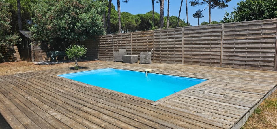 bee free House in Vendays-Montalivet