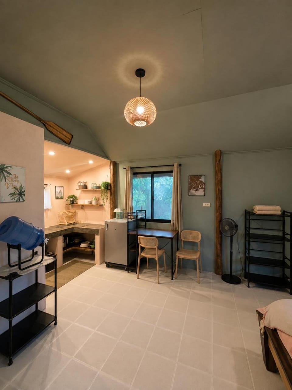 Cozy local style house only 1 min to the beach House in General Luna
