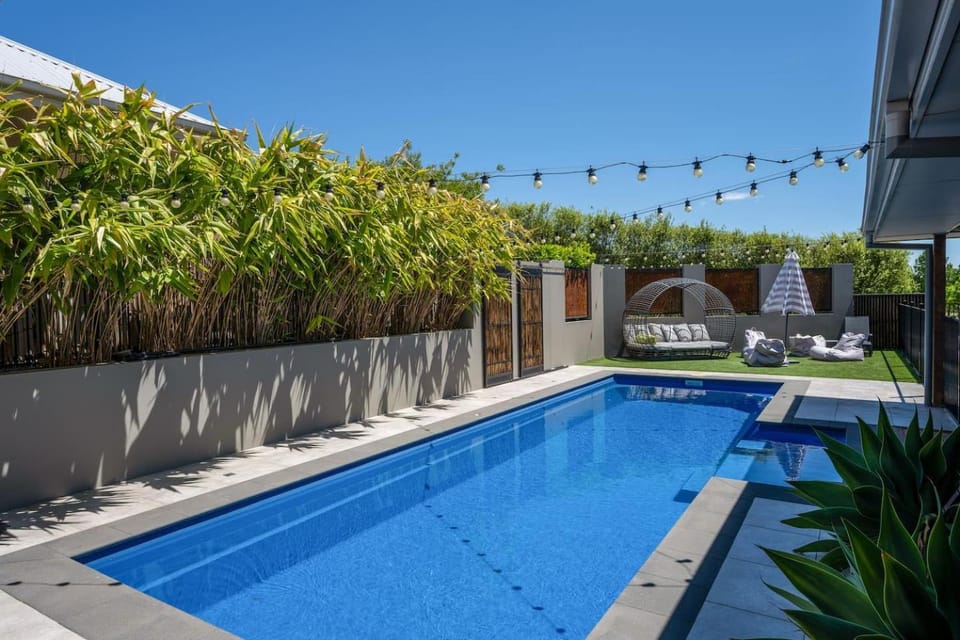 Other, Swimming pool