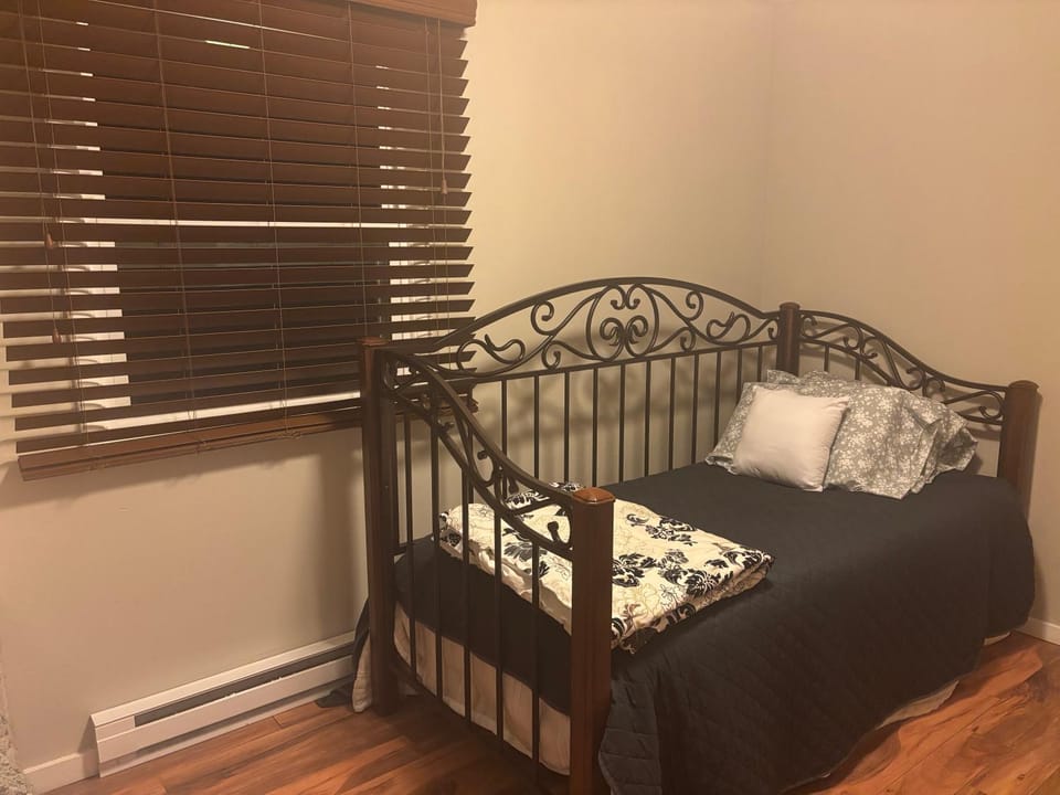 Bedroom, children