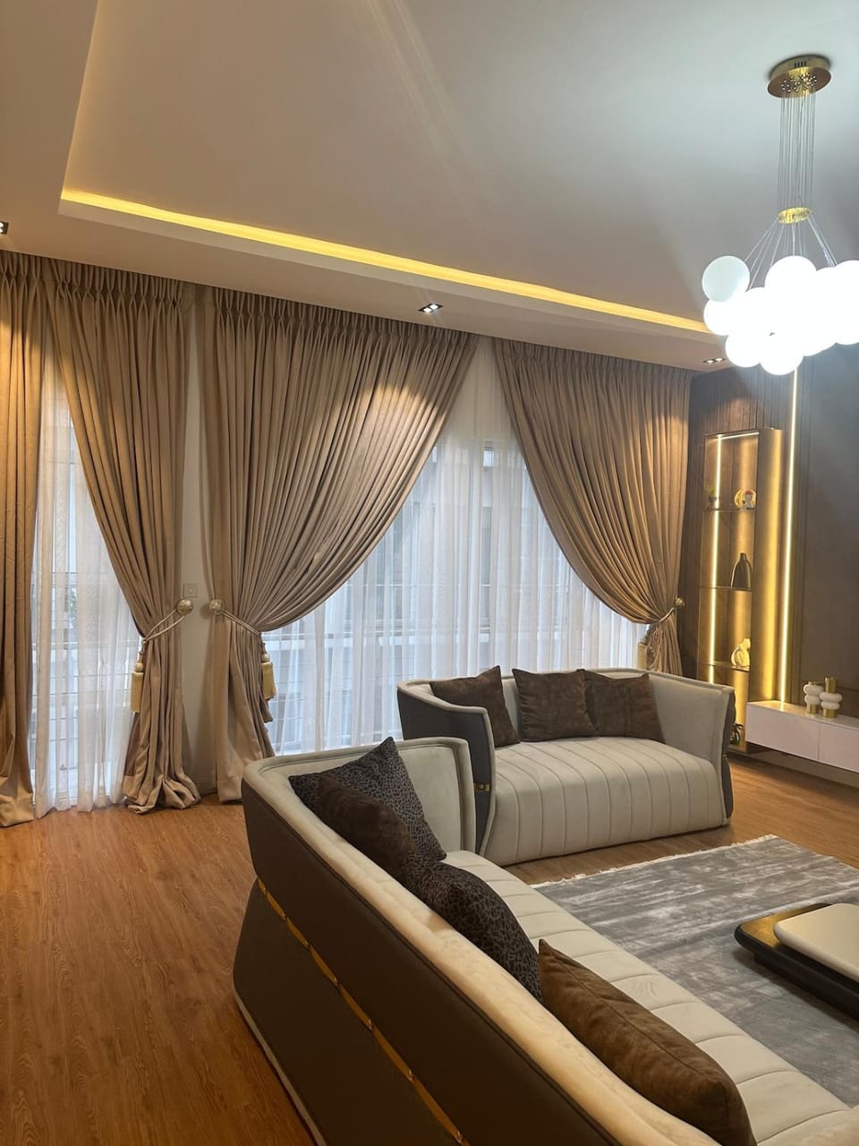 Luxury Waterview 3 bedroom apartment in Banana Island with Pool, Gym, Air Hockey, Table tennis and Free WIFI Apartment in Lagos