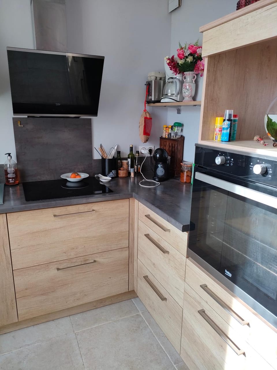 Kitchen or kitchenette