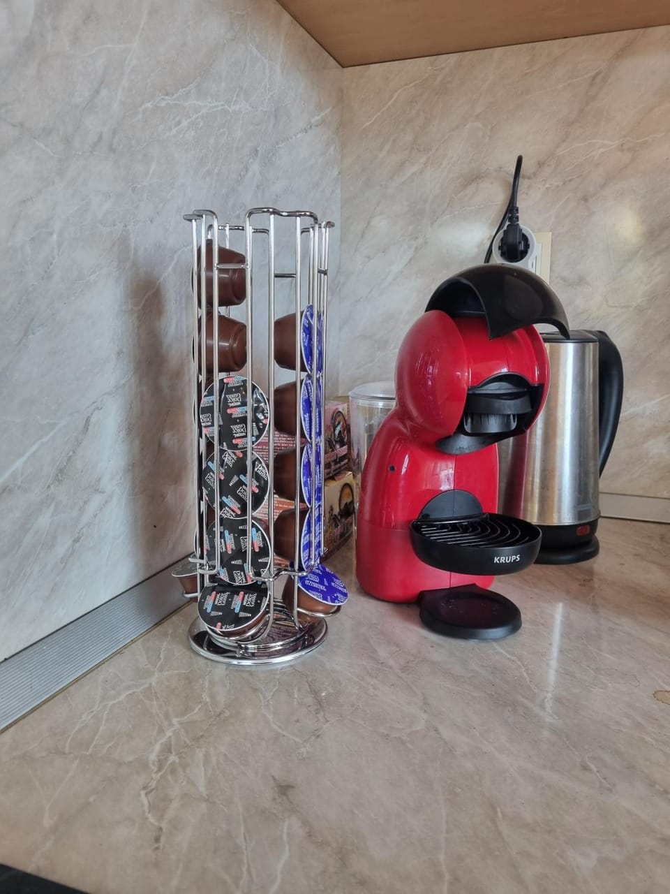 Coffee/tea facilities, Kitchen or kitchenette